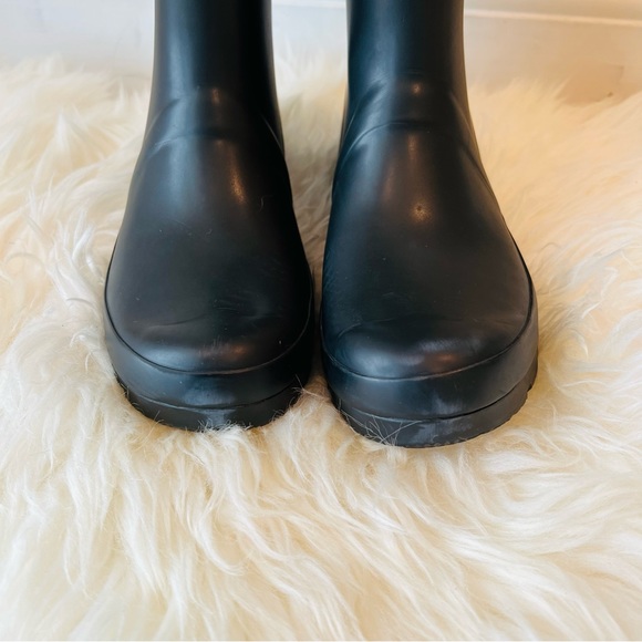 Hunter Rain Boots - Tall, Matte Black, W23499 Size 6M/7F - Picture 6 of 8